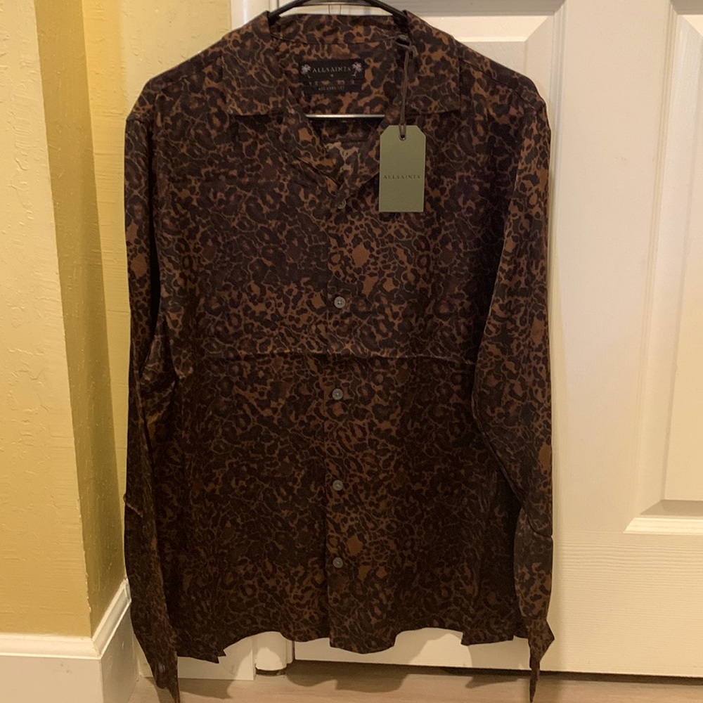 Beautiful animal print blouse.